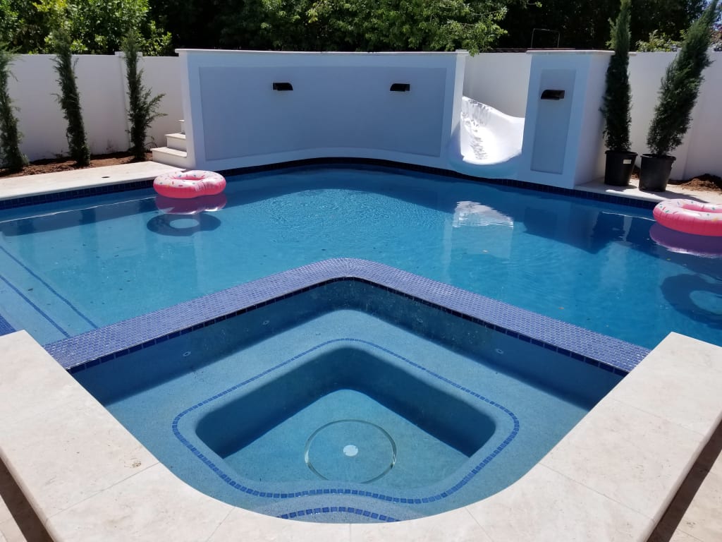 Morris Pools â Construction